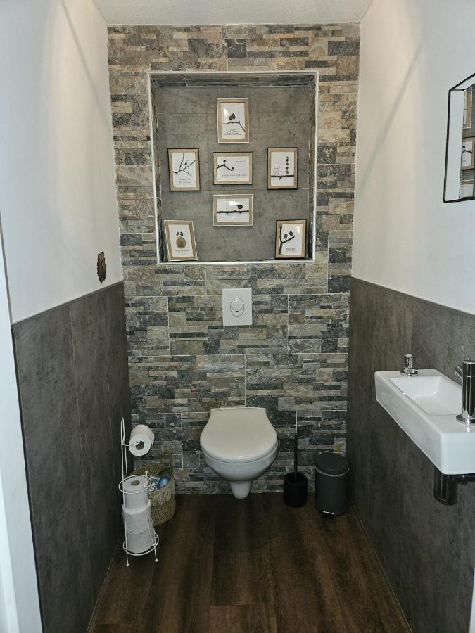 Guesthouse Max Dongen Ngoại thất bức ảnh
